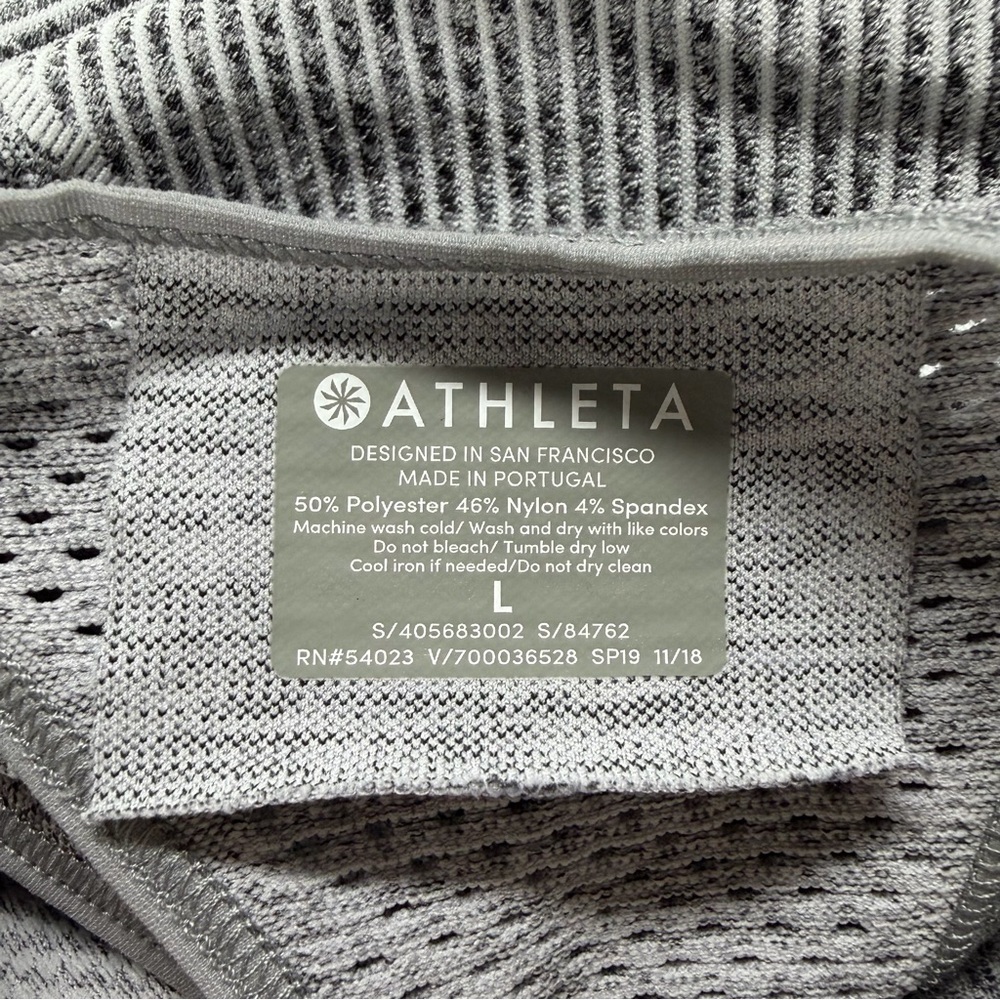 Athleta Agile Grey Colorblock Racerback Workout Tank Large - Picture 5 of 6